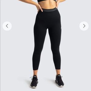 DoYouEven Scrunch Seamless Leggings Jet Black S